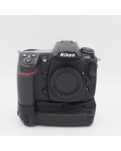 Nikon D300S (16.454 clicks) - 6083437 + MB-D10 - occasion