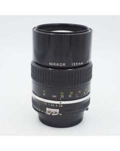 Nikon Nikkor 135mm f/2.8 Ai-s - 853334 - Occasion